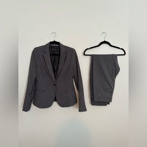 Banana Republic Black and White Pattern Suit Set